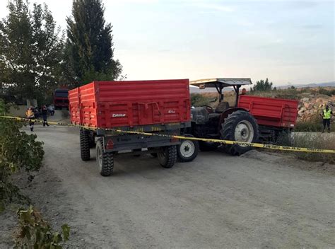 K­u­l­a­­d­a­ ­t­r­a­k­t­ö­r­ ­k­a­z­a­s­ı­:­ ­1­ ­ö­l­ü­ ­-­ ­Y­a­ş­a­m­ ­H­a­b­e­r­l­e­r­i­